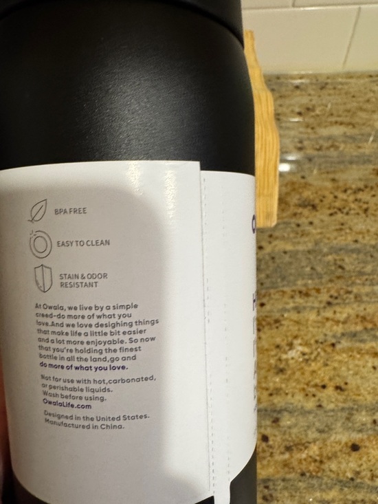 Owala FreeSip Insulated Water Bottle — Black - Picture 3 of 8